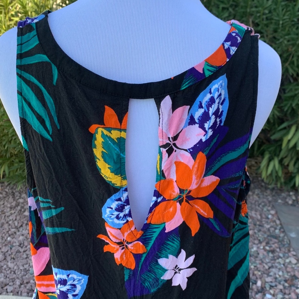 Floral Tank - Picture 4 of 6